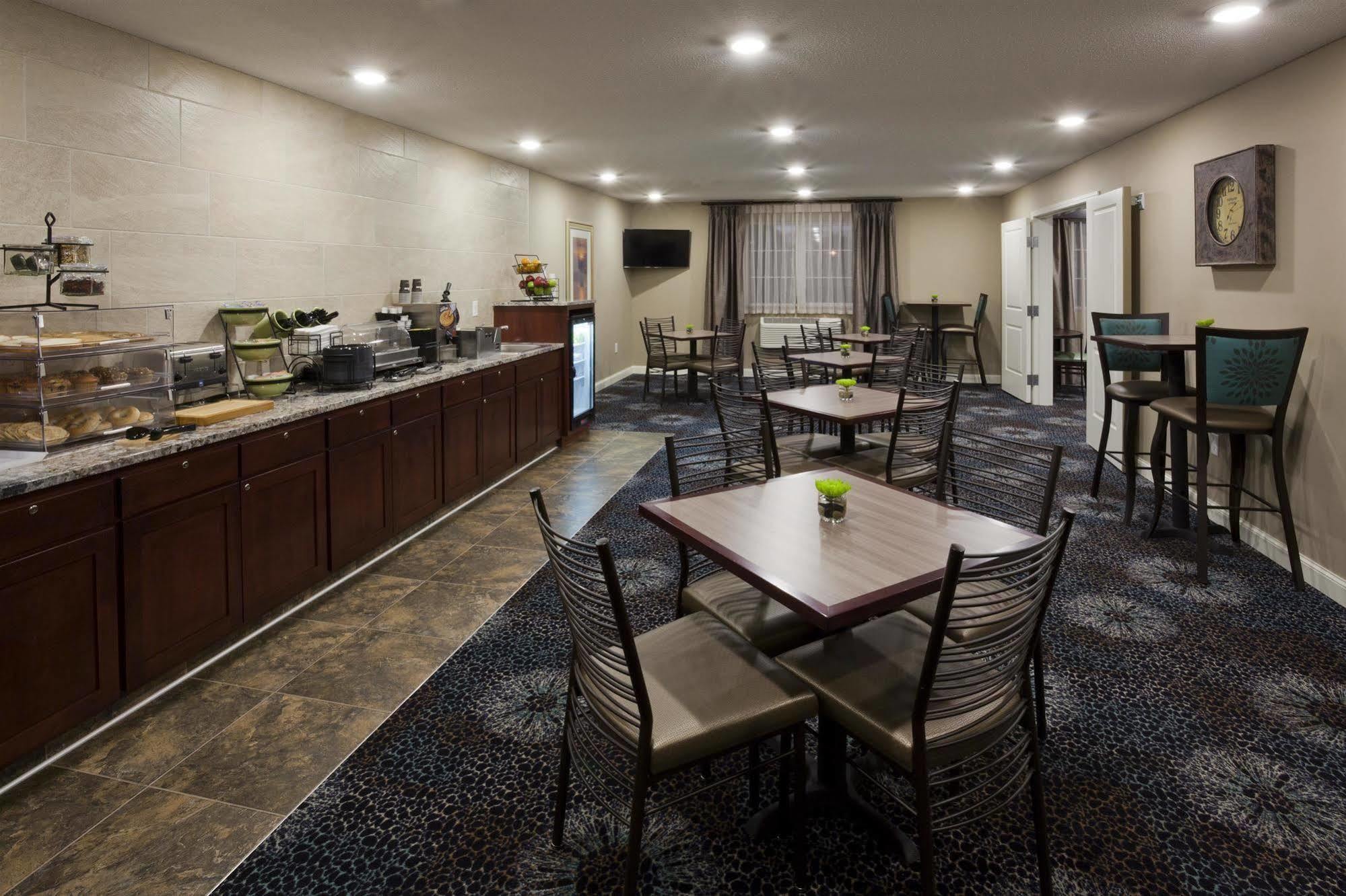 Grandstay Hotel & Suites - Glenwood Экстерьер фото