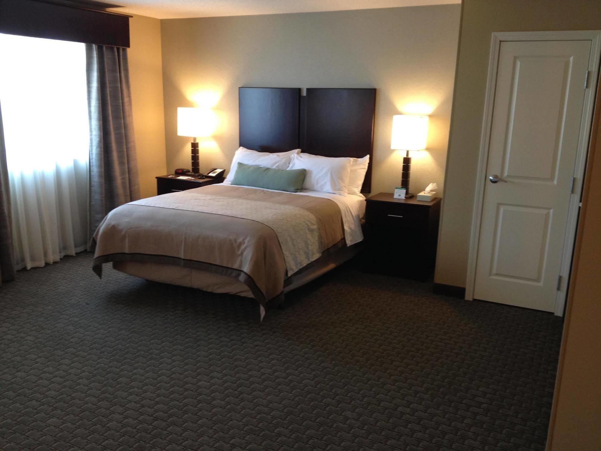 Grandstay Hotel & Suites - Glenwood Экстерьер фото