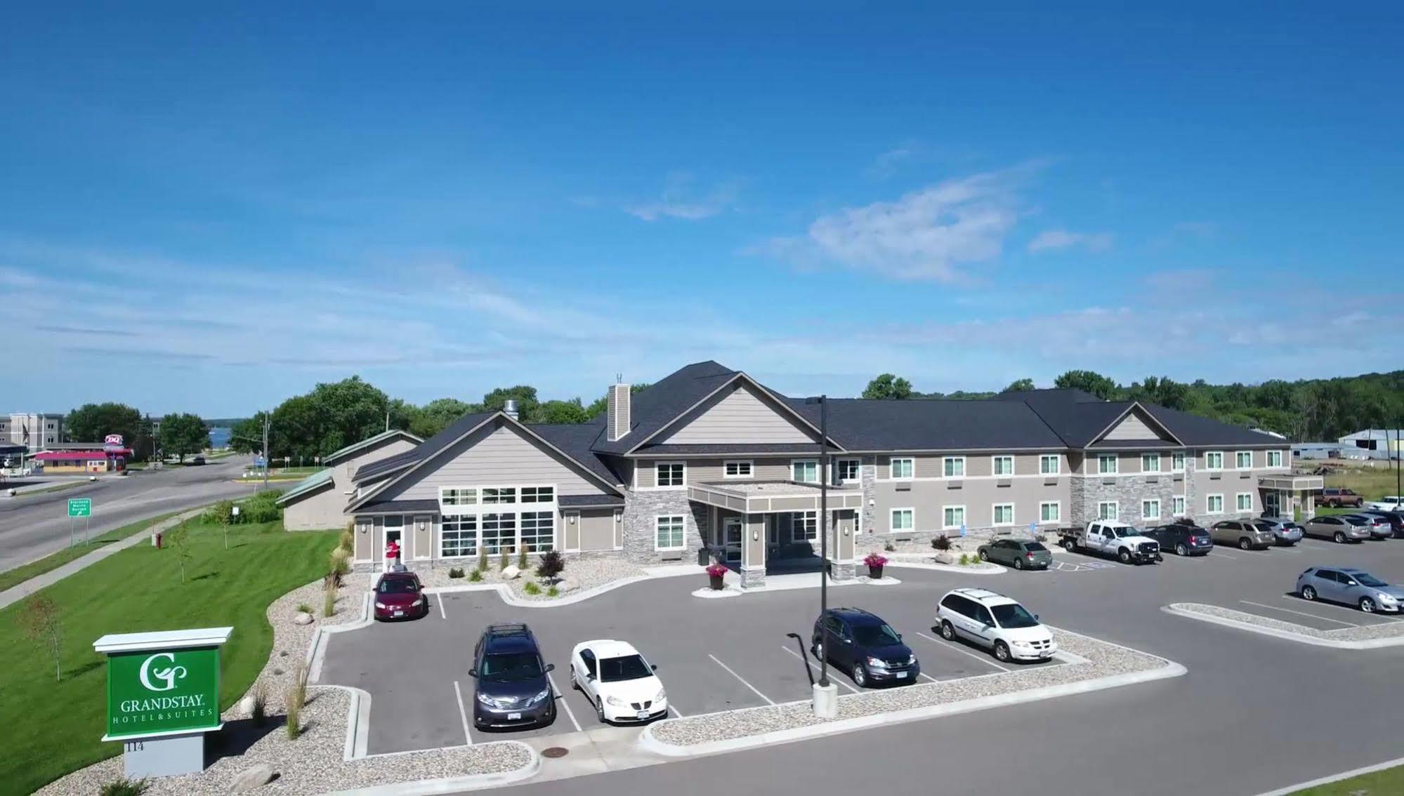 Grandstay Hotel & Suites - Glenwood Экстерьер фото